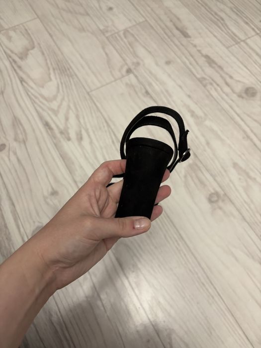 Продам туфли 36 рр. 2000 тг