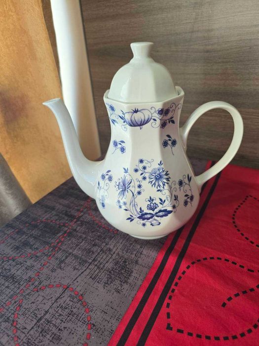 Порцеланови чайници