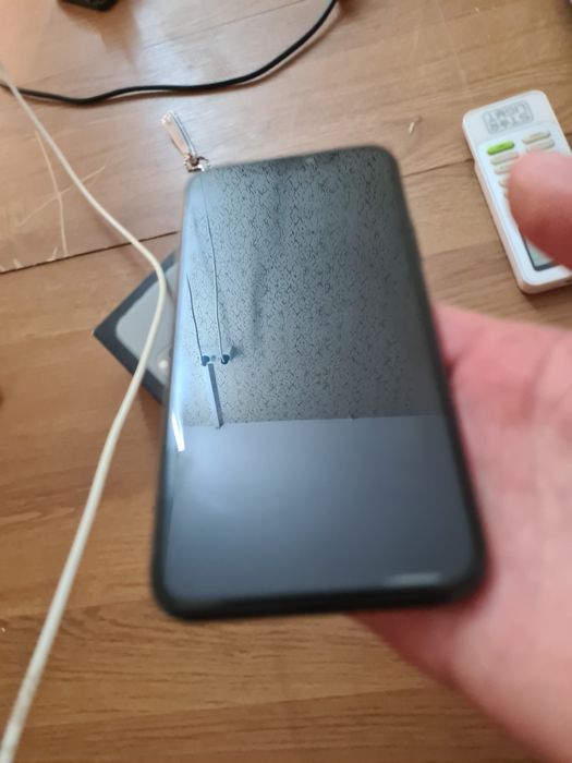 IPhone 11 pro 64gb 98% живот на батерията