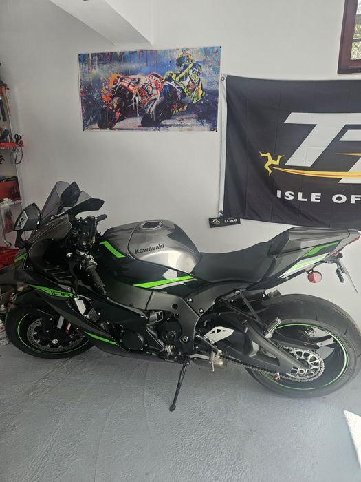 Vând Ninja ZX-10R RSI Performance/ Unele Variante