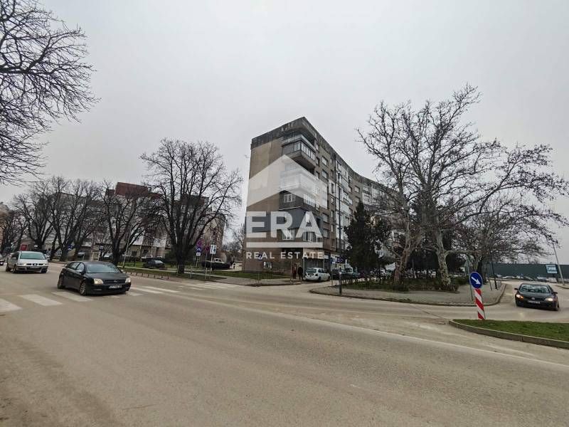 Продава се Тристаен апартамент в Силистра, Център - 65 кв.м за 514 €/кв.м - Снимка #7