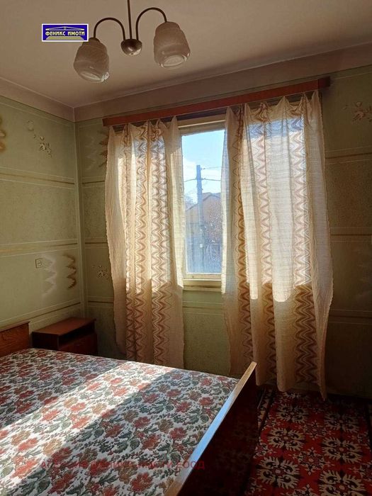 Продава се Къща в Кюстендил, Промишлена зона - Север - 180 кв.м за 595 €/кв.м - Снимка #2