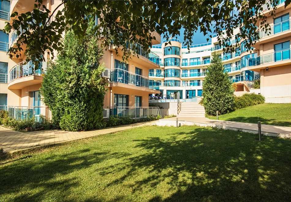Продава се Четиристаен апартамент в Обзор - 174 кв.м за 661 €/кв.м - Снимка #3