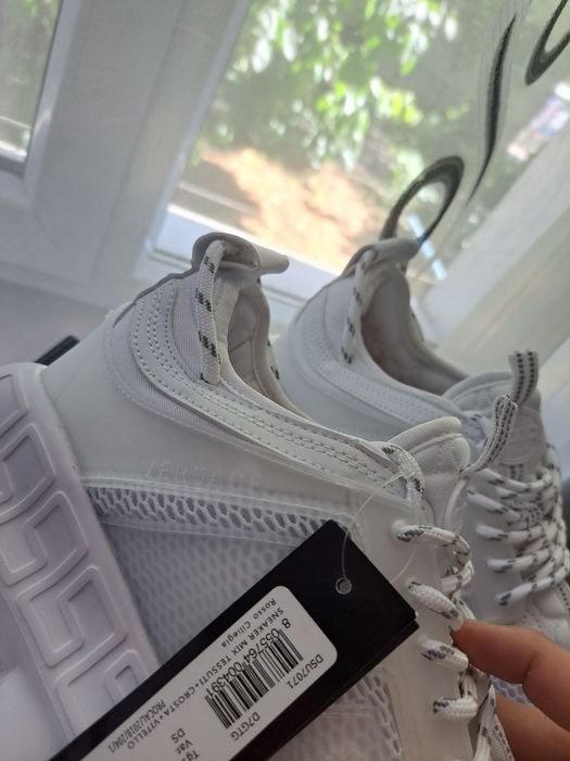 Versace chain reaction 40-44