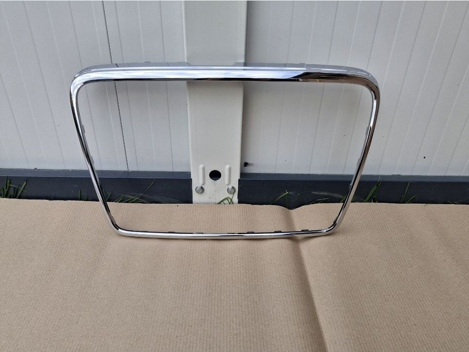 Ornament Grila Audi A4 B7 Crom 2004-2008 NOU