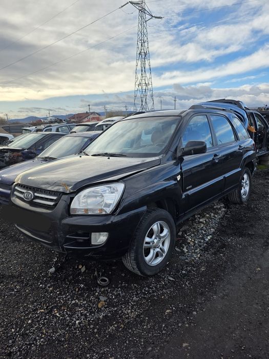 Dezmembram Kia Sportage 2007 2.0crdi Euro 4 Manual 4x4