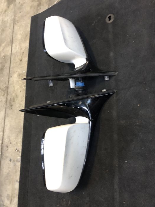 Огледала БМВ Ф10/ Ф11 (ogledala bmw f10)