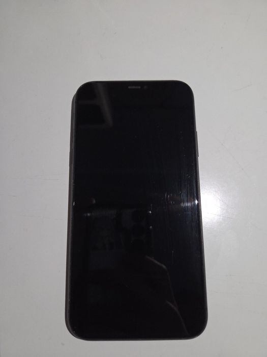 Продам Айфон 11 128гб