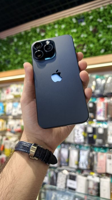 Srochno iPhone 15 Pro Max 256 Gb