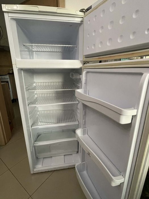 Хладилник Indesit