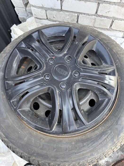 Продам шины с дисками