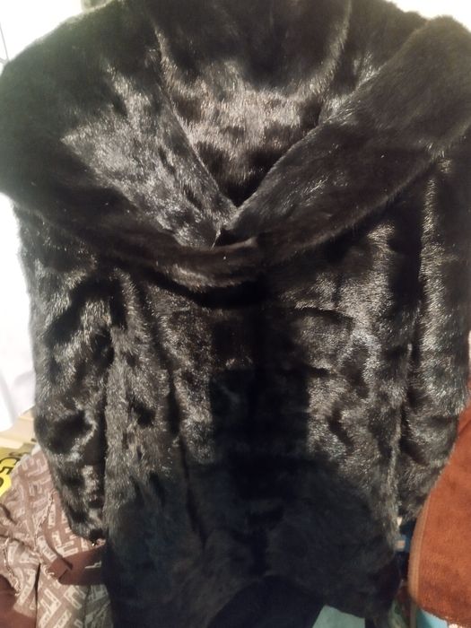 Норка шуба сатылады