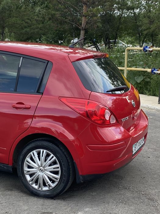 Срочно Продам машину NISSAN VERSA