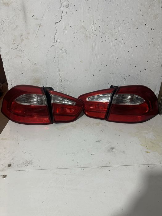 Задние фонари на KIA Rio