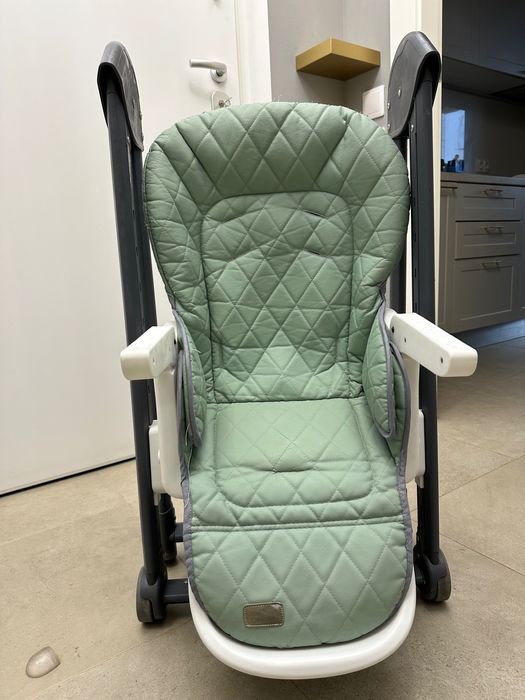 Scaun de masă pentru copii