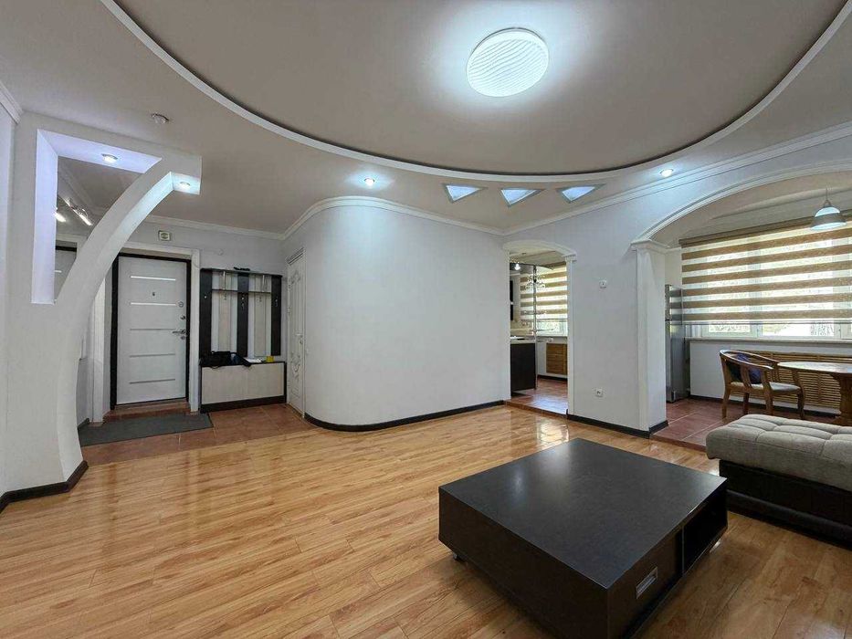 Продается 2х-комнатная квартира, ЦУМ/квартал Ц-7