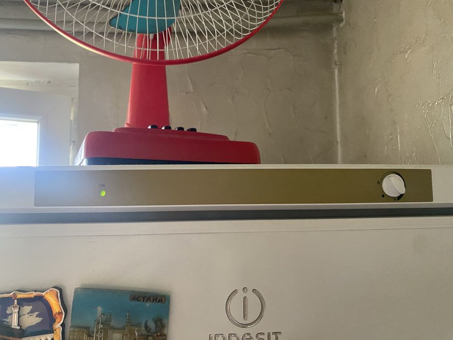 Холодильник indesit