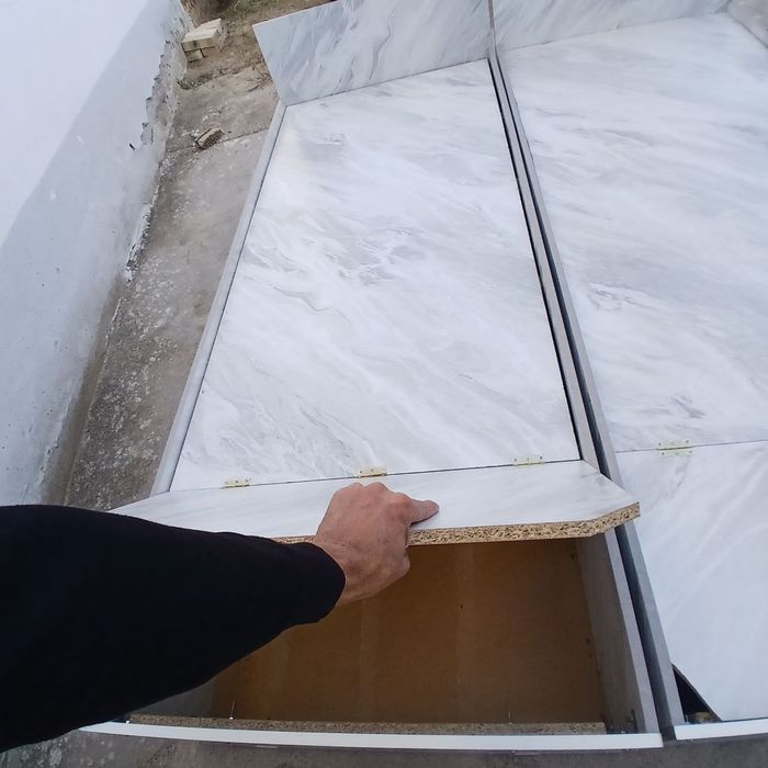 диван крават сотилади  куп ишлатилмаган хали янги