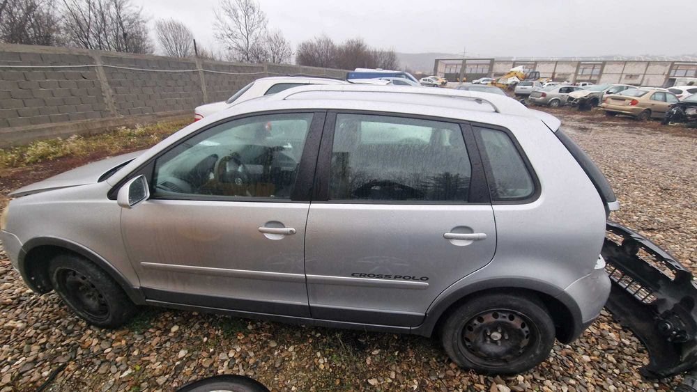 Usi Stanga Fata Spate Vw Polo Cross  an fabricatie 2008 8E / A7W