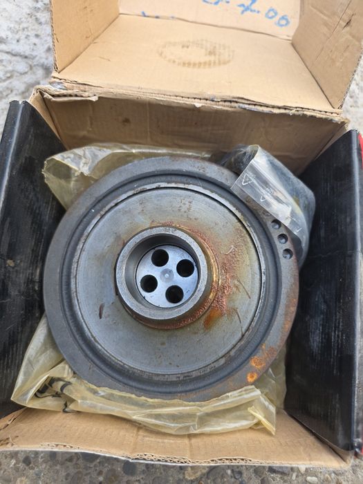 Fulie vibrochen BMW Metzger 6400091 – Nouă, în cutie – OEM 11237619245