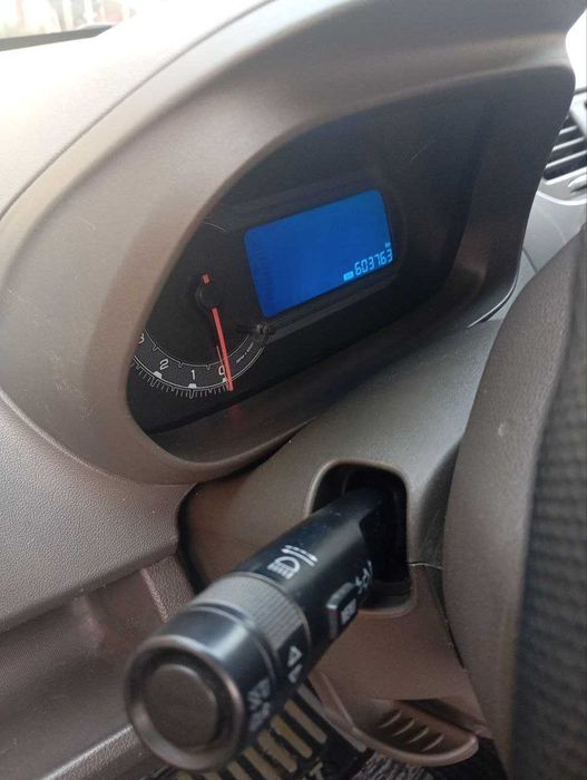 Срочно Кобалт сотилади