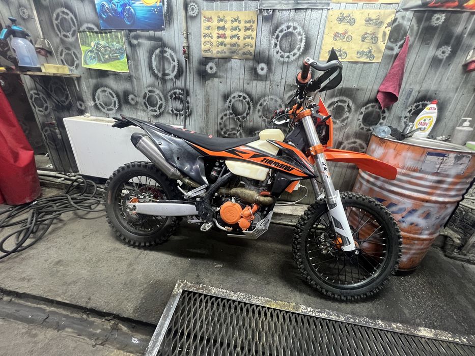 zummav k8 nb300. на номерах!!