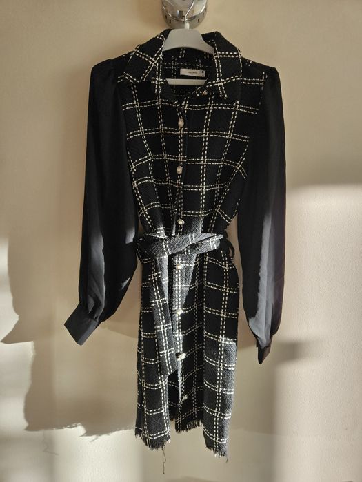 Дамска рокля RESERVED