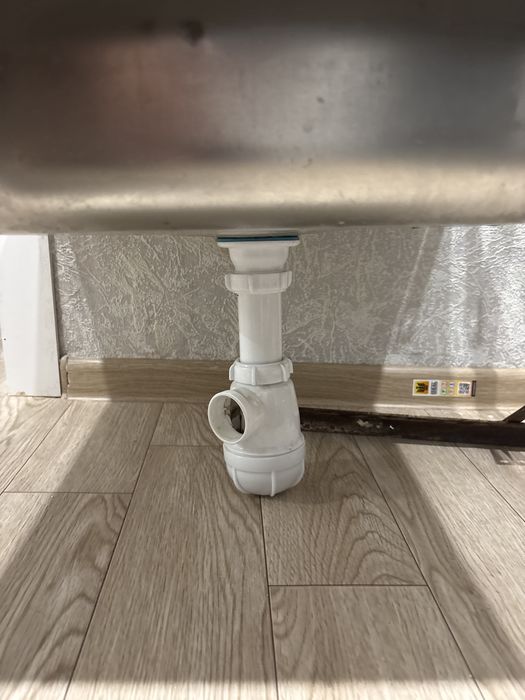 Раковина со смесителем