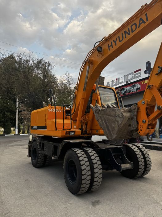 Ekskavator Hyundai 1400