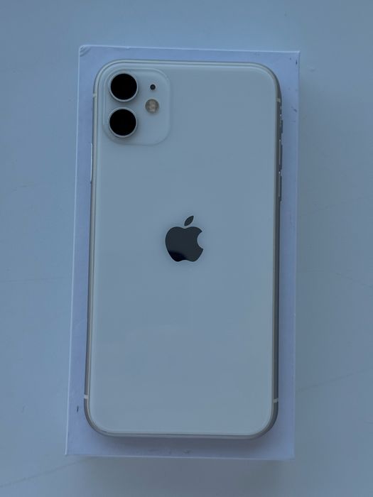 Продам iPhone 11