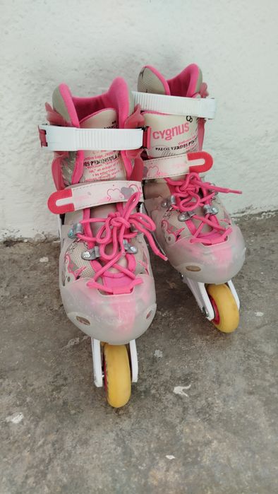 De vanzare role fete