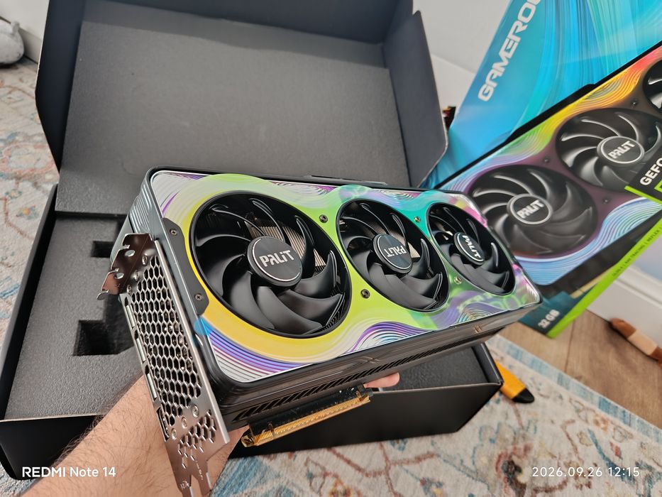 RTX 5090 Видеокарта