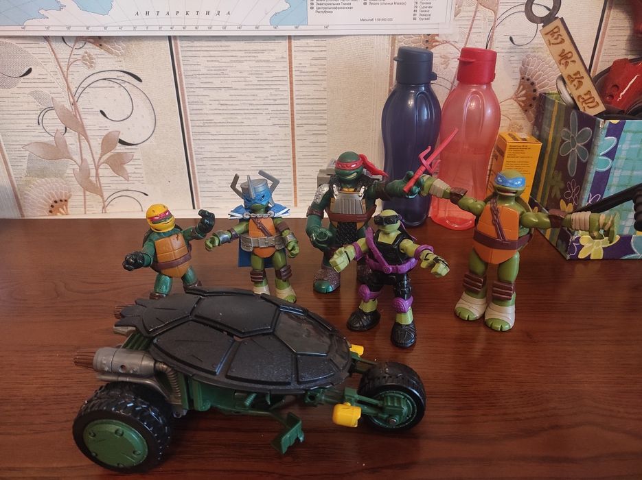 Игрушки Черепашки Ниндзя с Гоночным автомобилем
