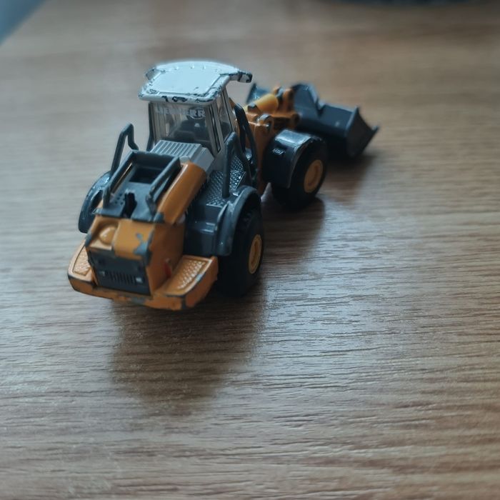 Excavator de colectie metalic