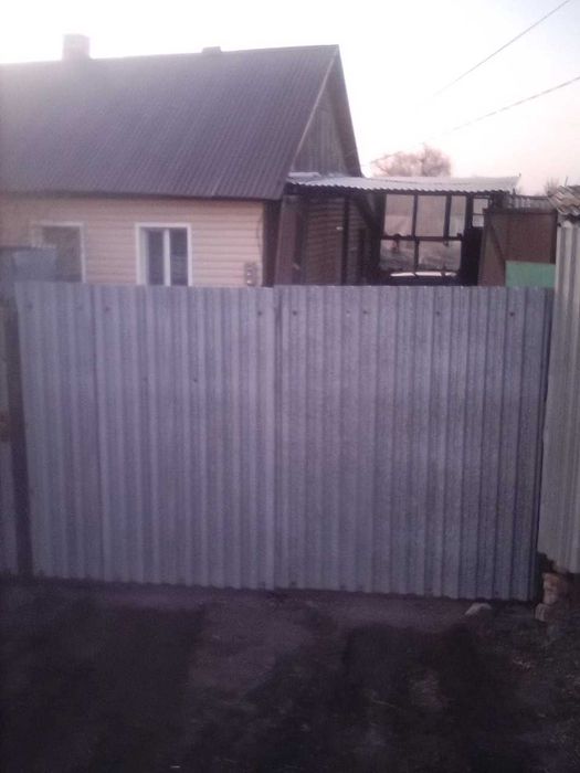 Продам дом в г Сарань посёлке 106 с мебелью