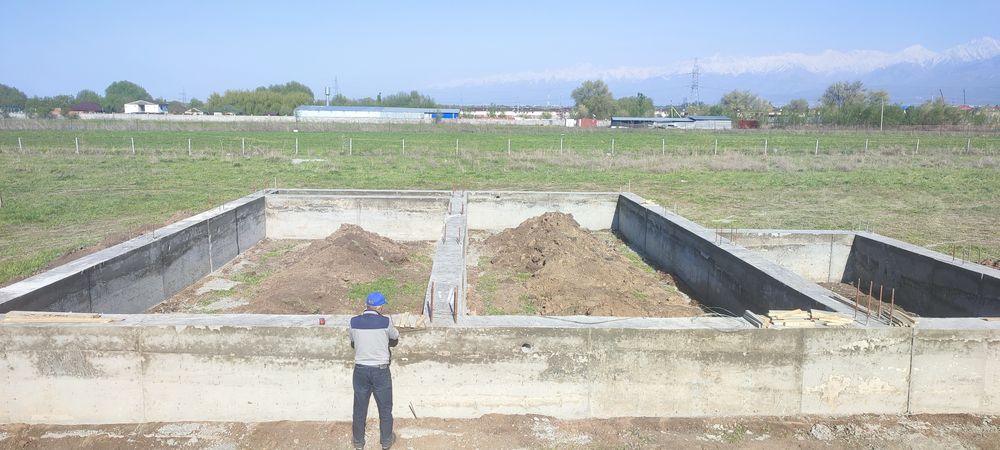 Заливаем фундамент