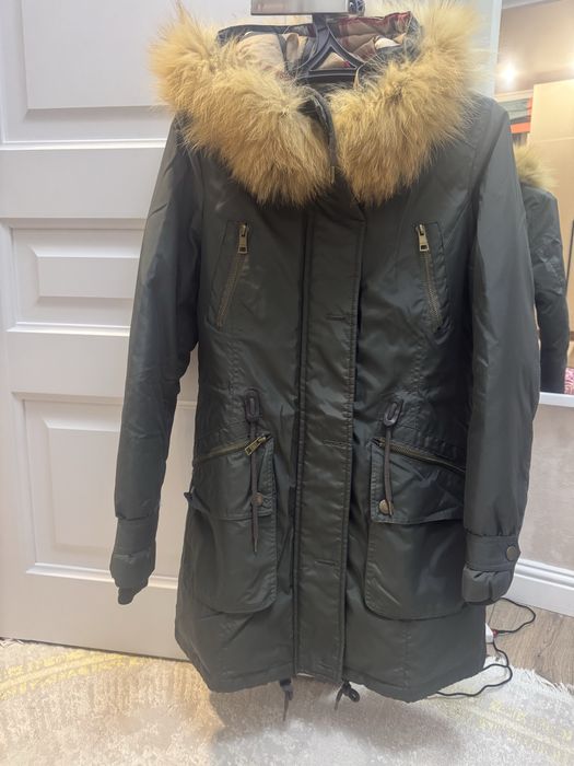 Продам куртку в отличном состояний