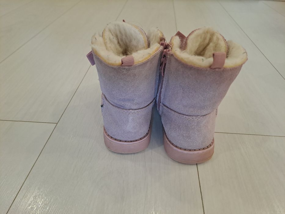 Зимние сапожки для девочки