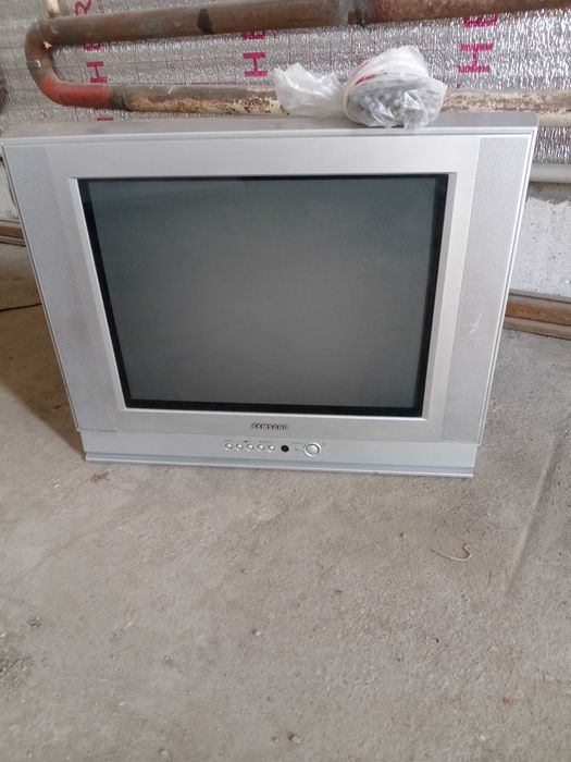 Продам телевизор
