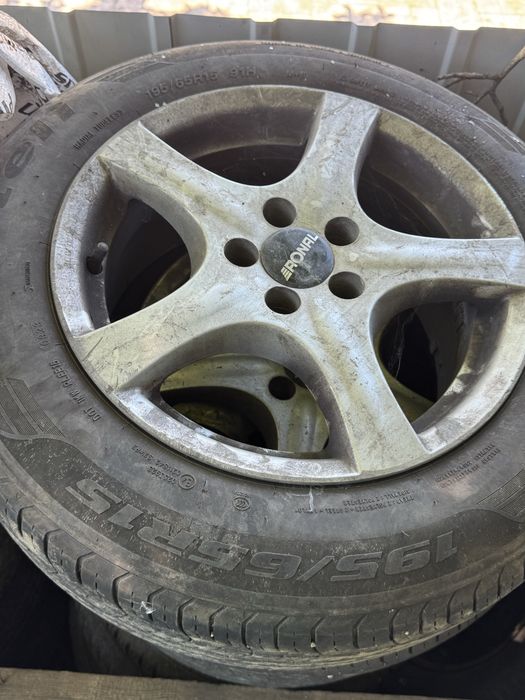 Jante 5x112 r15 cu cauciucuri bune