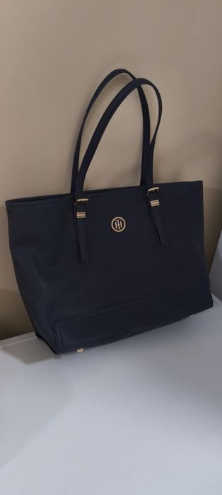 Чанта tommy hilfiger