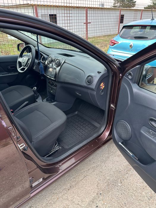 Dacia Sandero în stare ca și nouă