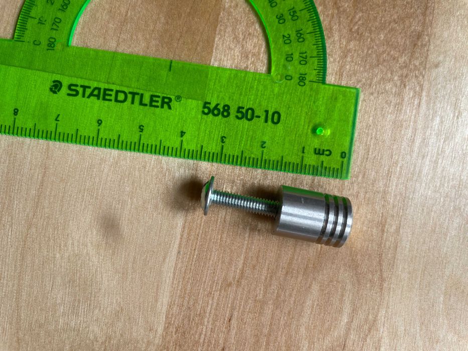 16 бр. дръжки за шкаф