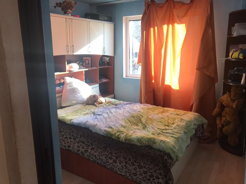 Vînd Apartament 4 camere