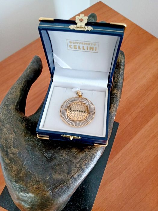 Pandantiv Cellini aur 18k.