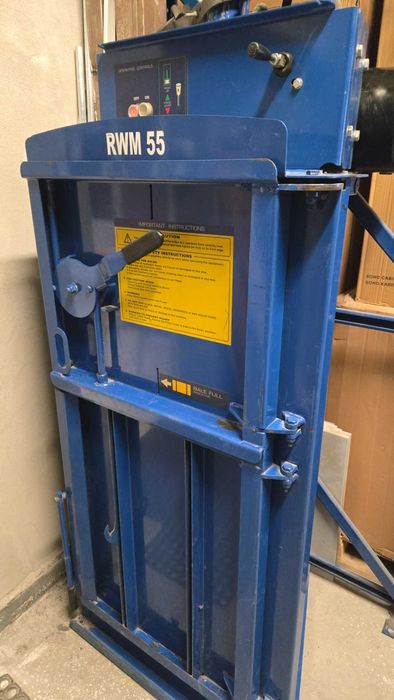 Хидравлична преса за  балиране на хартия, найлон, текстил