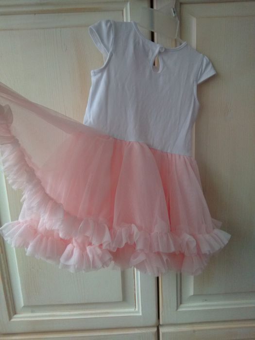 Очарователна рокличка размер 92см