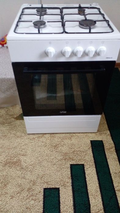 Срочно сотилади газ ва мойка