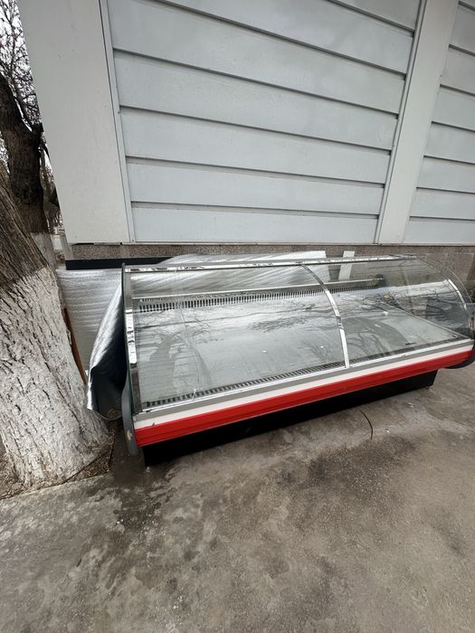 Холодильник витрина