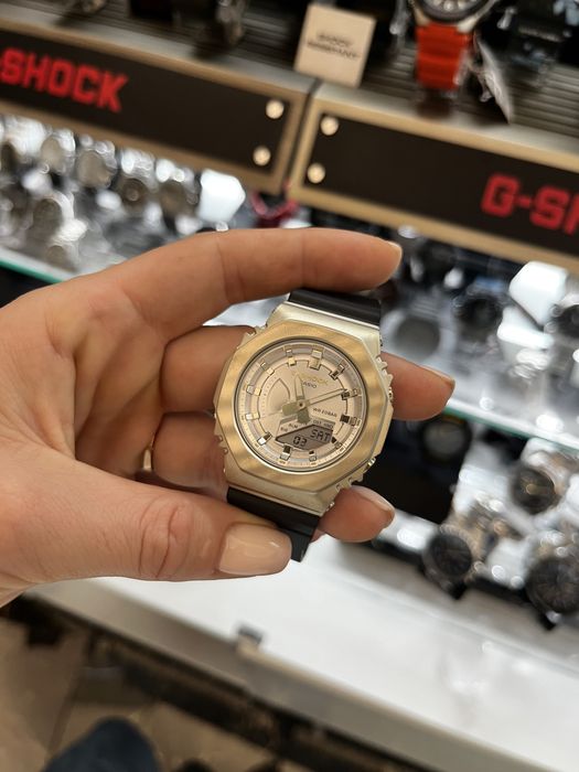 Дамски часовник Casio G-Shock GM-S2100BC-1AER